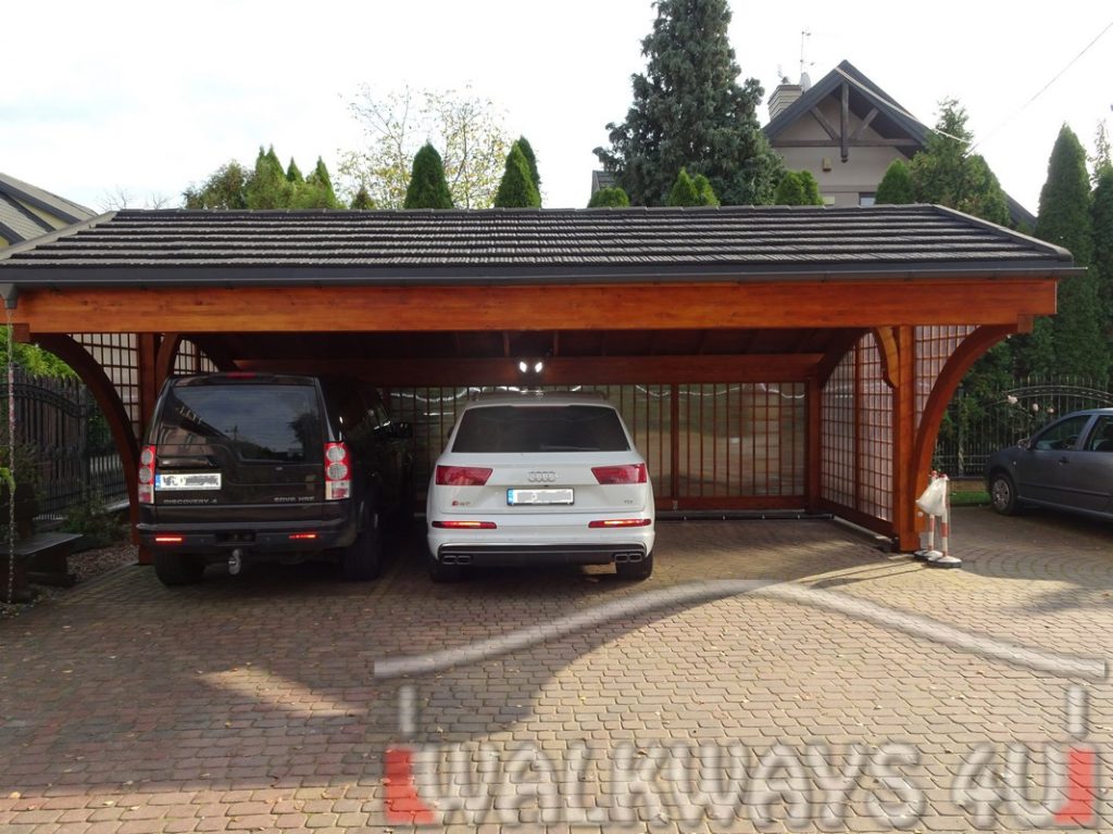 Wiata na 3 samochody drewniana drewno klejone wysoka jako?? estetyka i impregnacja. WALKWAYS4U