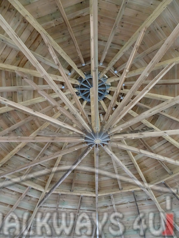 Photo 08. Covered lungeing ring, wooden halls for horses, ringing arenas, round pens, laminated wood